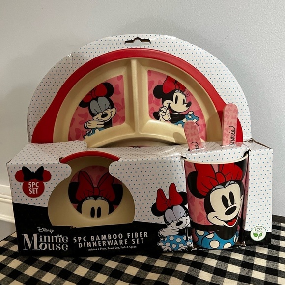 Disney Other - Nwt-disney 5 Piece Minnie Dinnerware Set